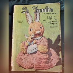 Vtg Rare La Familia Spanish Home Craft Cooking Decoration Magazine, April 1949